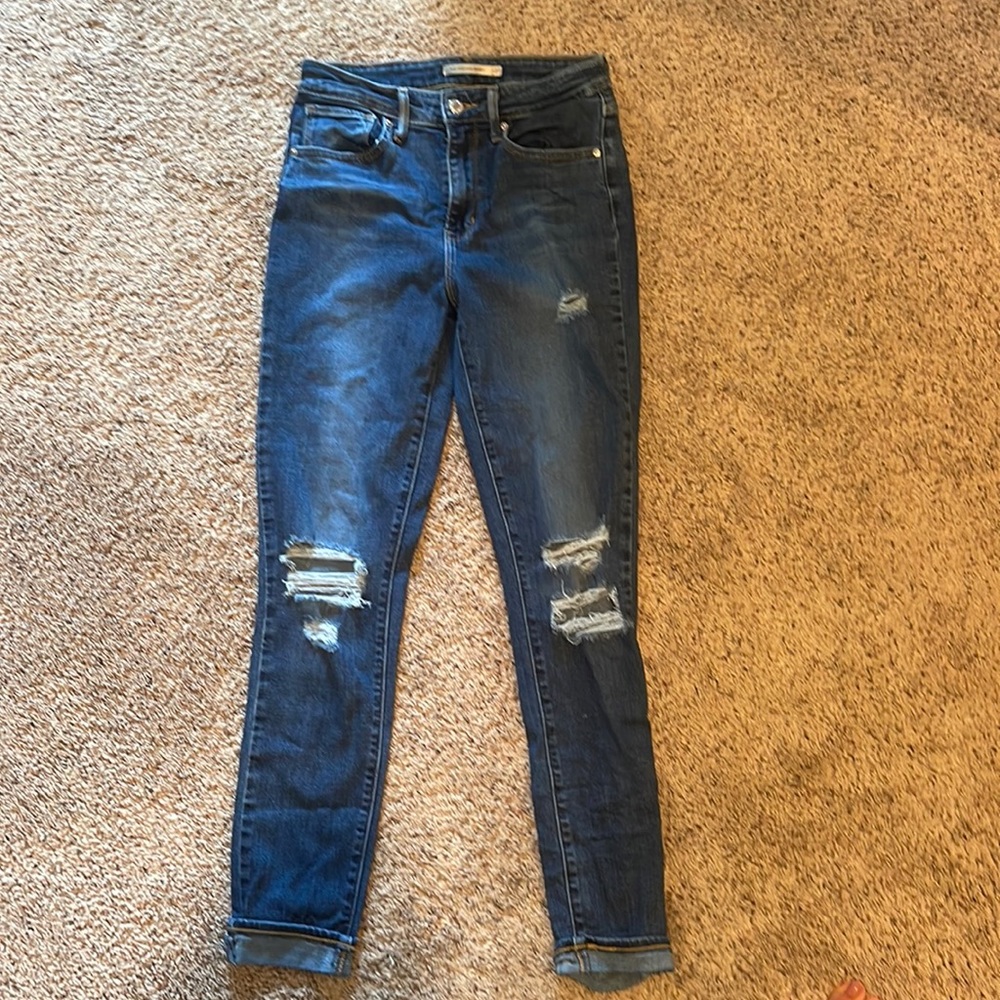 High rise skinny Levi jeans!